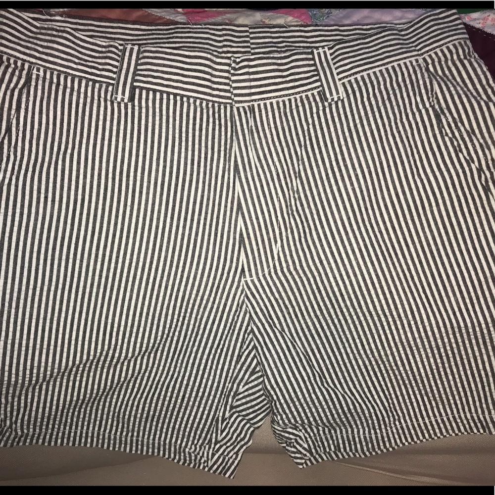 Men’s seersucker shorts